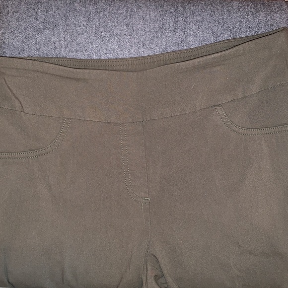 Ruby Rd. Olive green pull-on trousers, size 10 - Picture 3 of 4